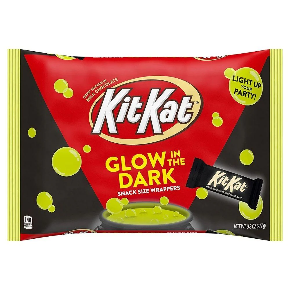 Kit Kat Glow in the Dark, wafer ripieno di cioccolato al latte da 277g
